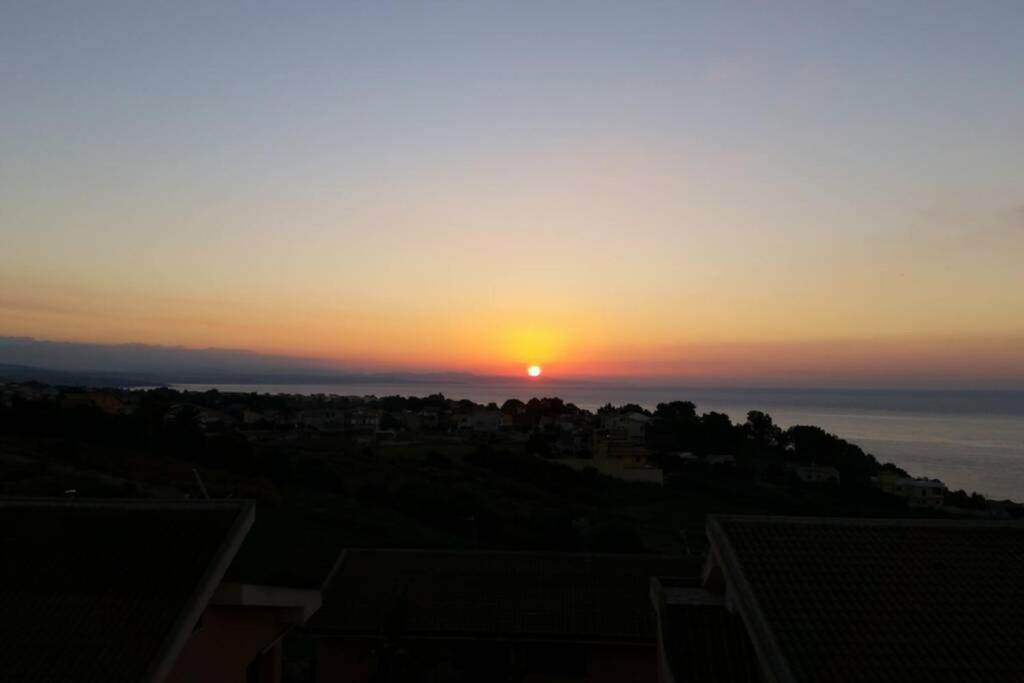 J M Villa Al Mare Con Veduta Spettacolare Sciacca Exteriör bild